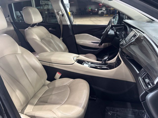 Used 2020 Buick Envision Essence FWD image 38