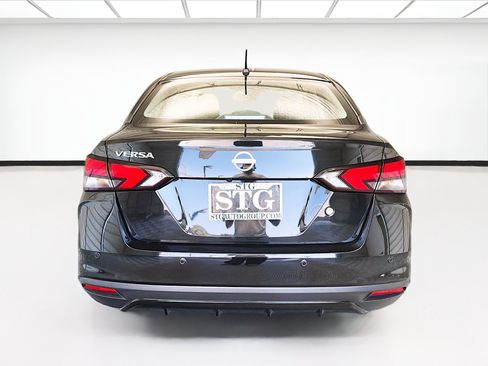 Used 2025 Nissan Versa S w/ Trunk Package FWD image 5