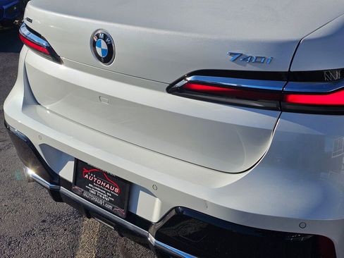Used 2024 BMW 740i xDrive image 14