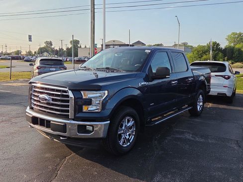 Used 2017 Ford F150 XLT w/ Equipment Group 302A Luxury AWD/4WD image 3