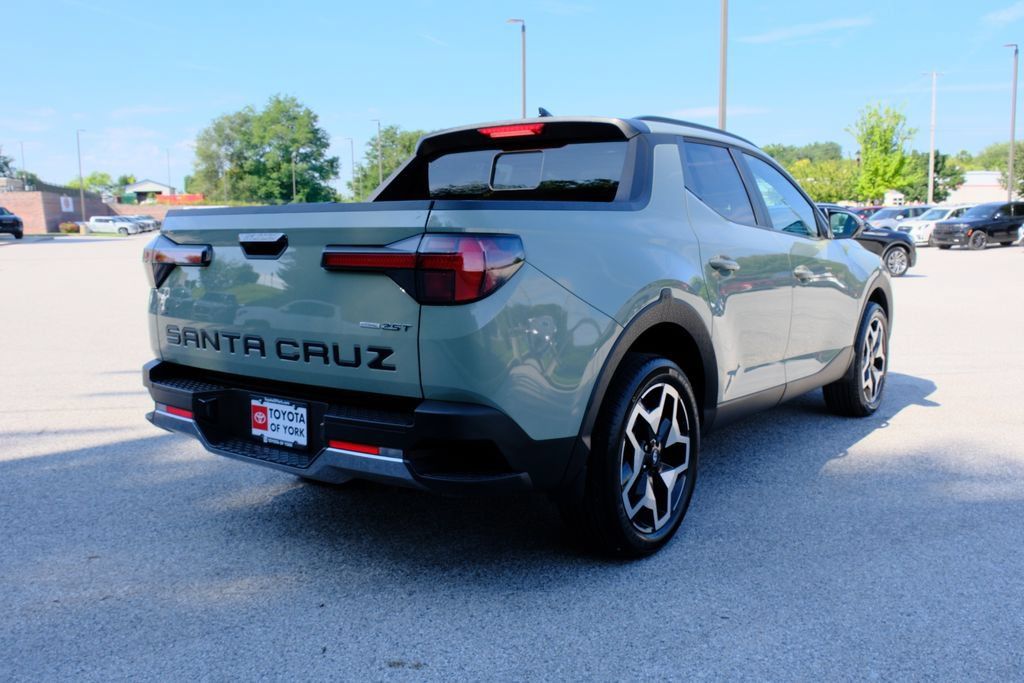 Used 2024 Hyundai Santa Cruz Limited AWD/4WD image 3