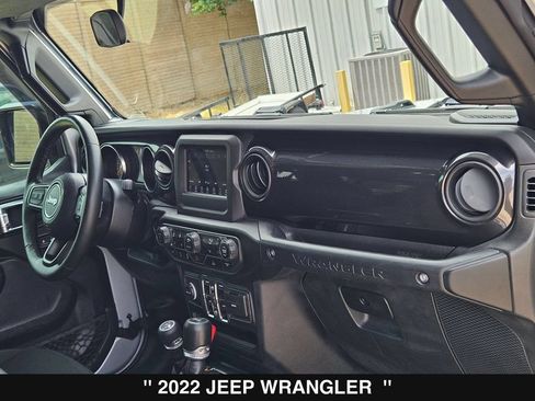 Used 2022 Jeep Wrangler Unlimited Sport AWD/4WD image 31