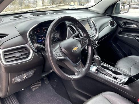 Used 2020 Chevrolet Equinox LT w/ Midnight Edition image 14