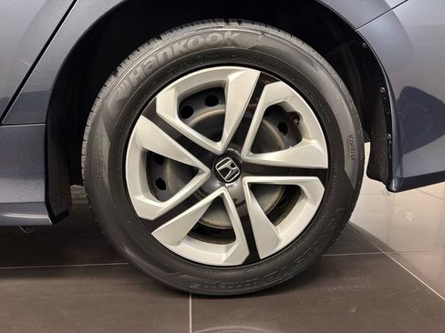 Used 2018 Honda Civic LX image 7