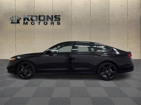 Used 2023 Honda Accord Sport image 4