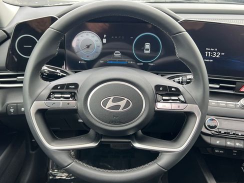 Certified 2024 Hyundai Elantra SEL w/ Convenience Package FWD image 21
