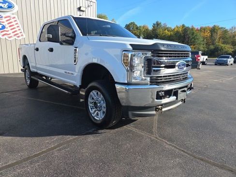 Used 2019 Ford F250 XLT AWD/4WD image 3