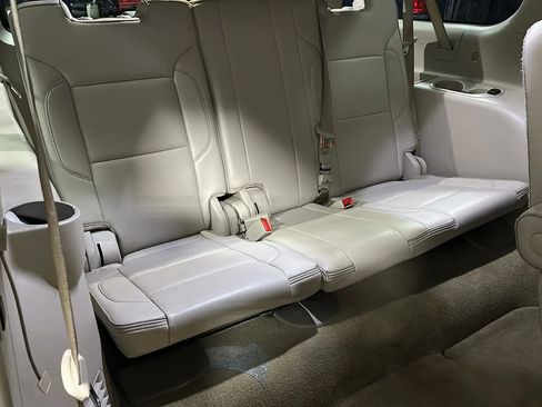 Used 2017 GMC Yukon XL Denali w/ Open Road Package image 22