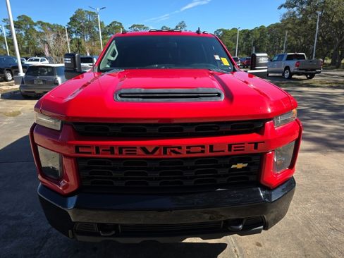 Used 2020 Chevrolet Silverado 2500 Custom w/ Custom Value Package image 7