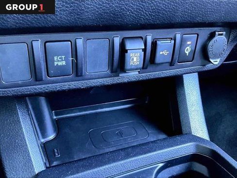 Certified 2023 Toyota Tacoma TRD Off-Road AWD/4WD image 36