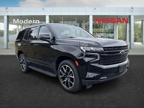 Used 2022 Chevrolet Tahoe RST w/ Sport Performance Package image 7