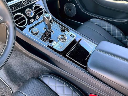 Used 2022 Bentley Continental GT Speed image 17