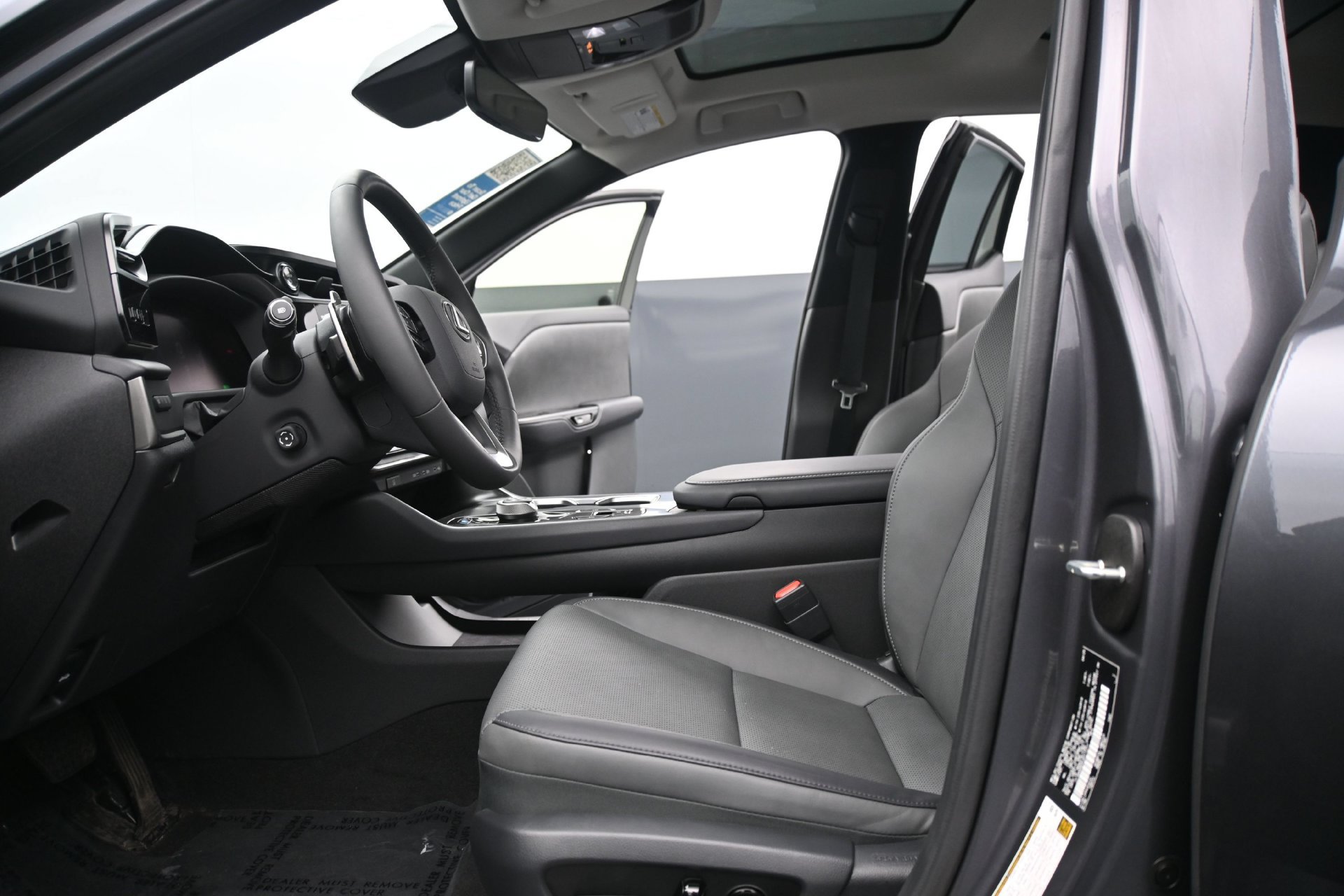 Used 2025 Lexus RZ 300e w/ Accessory Package (2T) FWD image 20