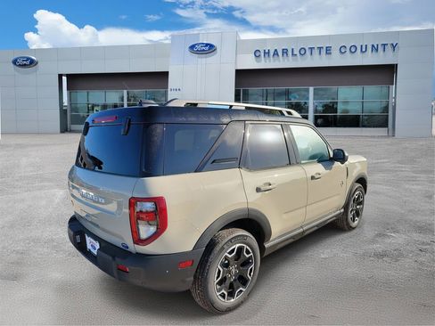 New 2025 Ford Bronco Sport Outer Banks w/ Outer Banks Tech Package+ AWD/4WD image 4