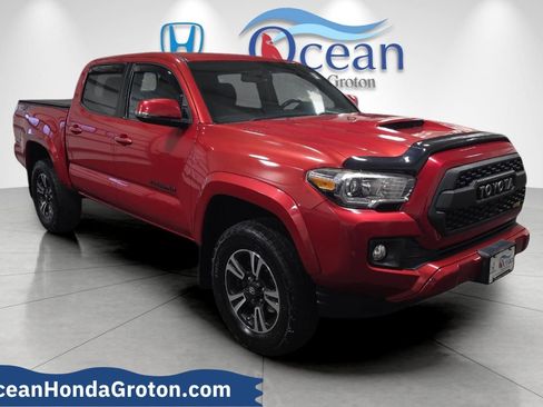 Used 2016 Toyota Tacoma TRD Sport w/ Towing Package image 1