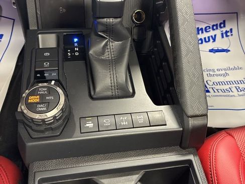 Used 2024 Toyota Tacoma TRD Pro image 21