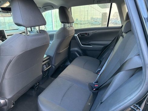 Used 2024 Toyota RAV4 LE image 9