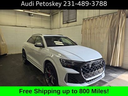 New 2025 Audi RS Q8 performance