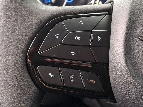 Used 2025 Chrysler Pacifica Limited FWD image 21