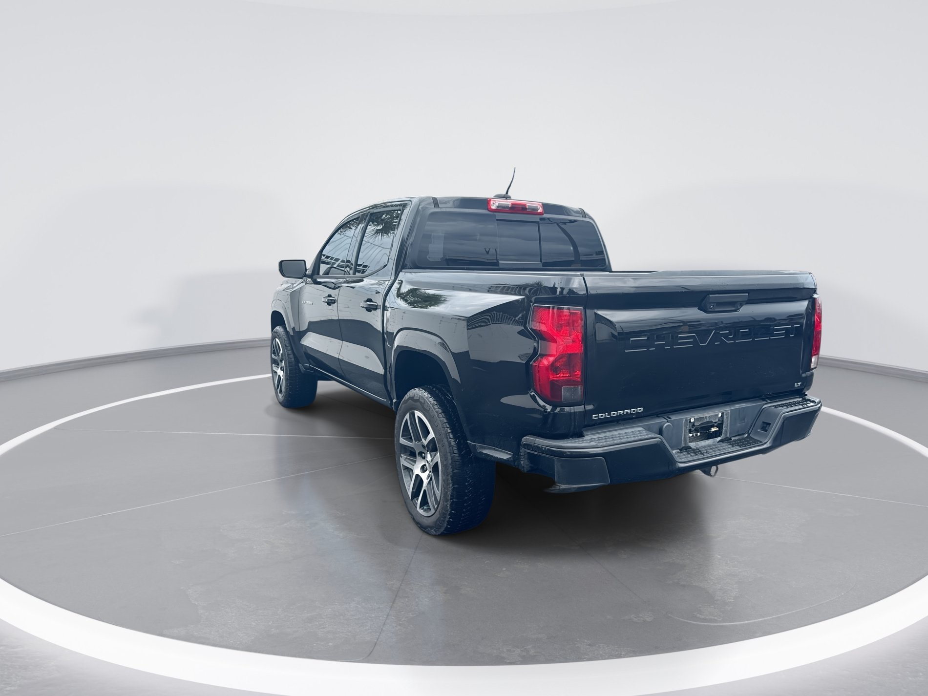 Used 2023 Chevrolet Colorado LT w/ LT Convenience Package RWD image 6