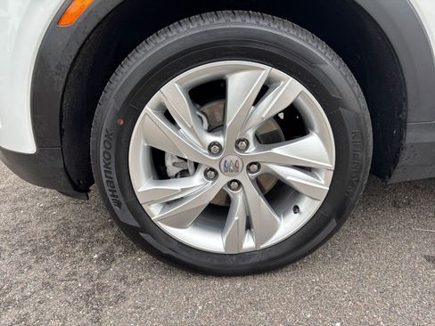 Used 2025 Buick Encore GX Preferred FWD image 30