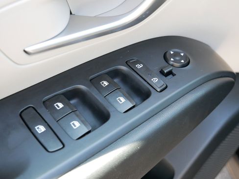 Certified 2023 Hyundai Tucson SE AWD/4WD image 19