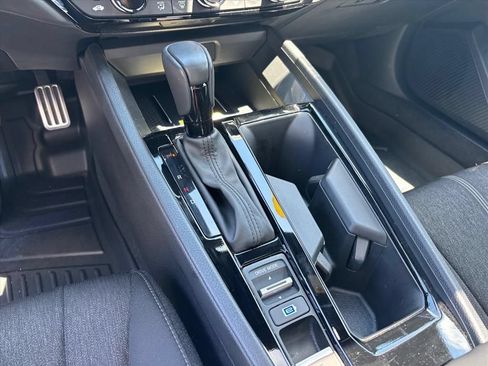 Used 2025 Honda Accord Sport image 19