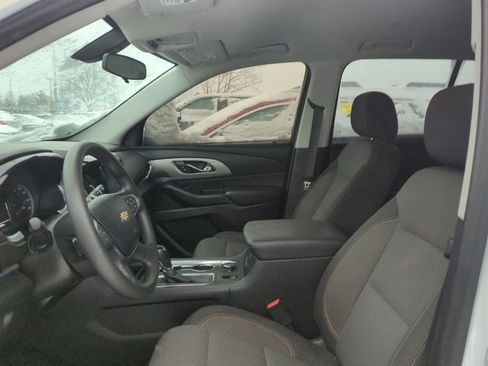 Used 2019 Chevrolet Traverse LS image 6