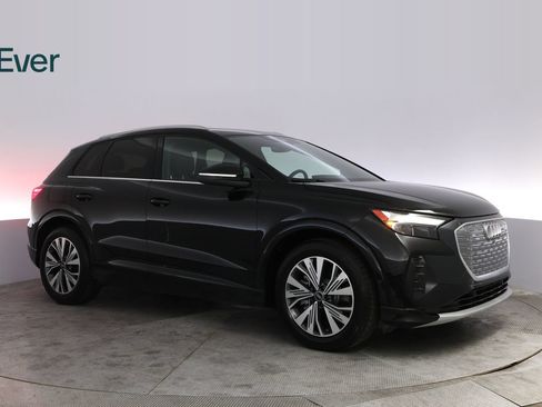 Used 2023 Audi Q4 e-tron Premium Plus w/ Premium Plus RWD image 14