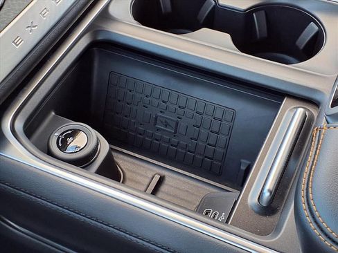 New 2025 Ford Expedition Tremor image 15