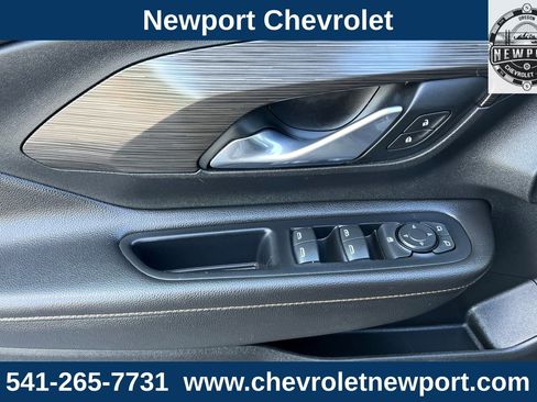 Used 2020 GMC Terrain SLT image 12