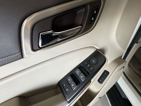 Used 2020 GMC Yukon Denali w/ Denali Ultimate Package image 24