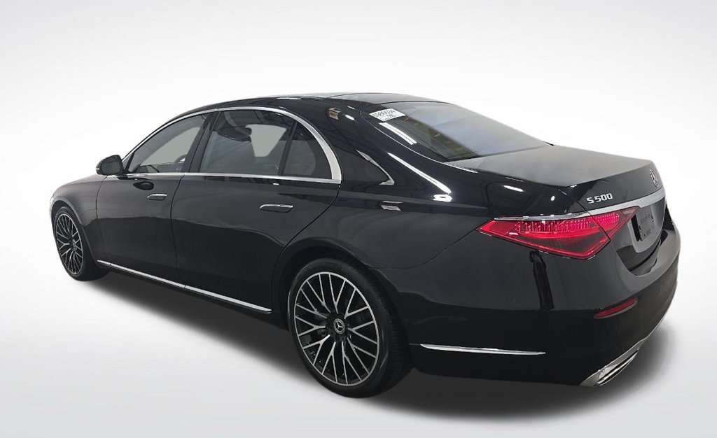 Used 2023 Mercedes-Benz S 500 4MATIC w/ Warmth & Comfort Package image 5