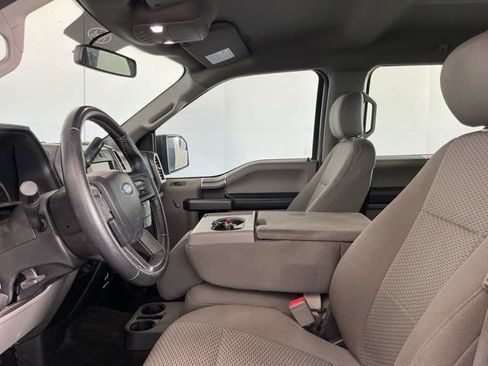 Used 2018 Ford F150 XLT w/ Equipment Group 302A Luxury AWD/4WD image 9