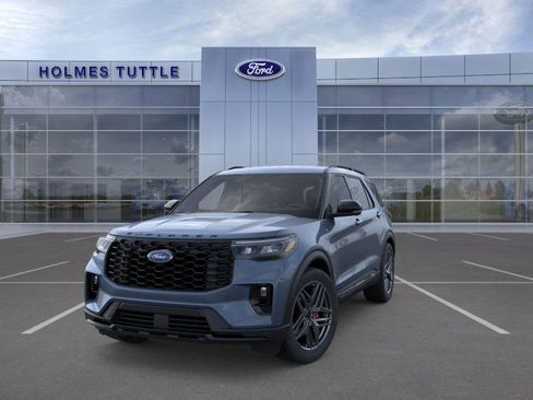 New 2026 Ford Explorer ST-Line w/ ST-Line Street Pack image 2