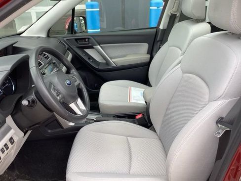 Used 2018 Subaru Forester 2.5i Premium AWD/4WD image 25