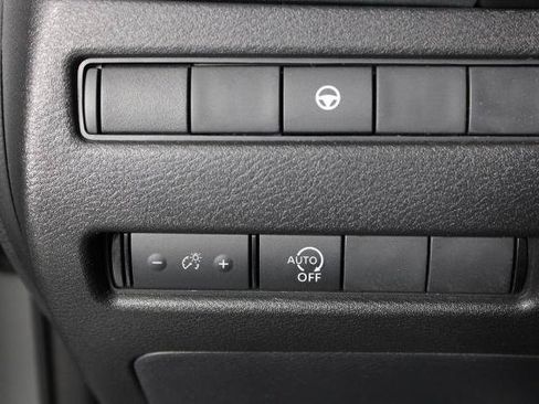 Certified 2023 Nissan Rogue SV AWD/4WD image 24