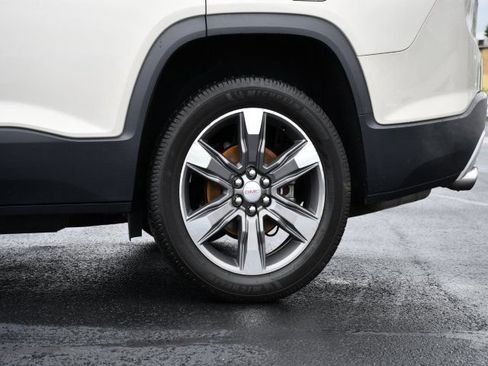 Used 2017 GMC Acadia SLT AWD/4WD image 11