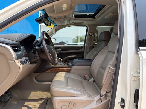 Used 2015 Chevrolet Tahoe LTZ AWD/4WD image 8