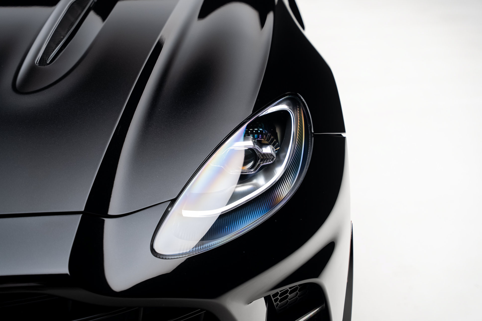 Used 2024 Aston Martin DBX 707 AWD/4WD image 11