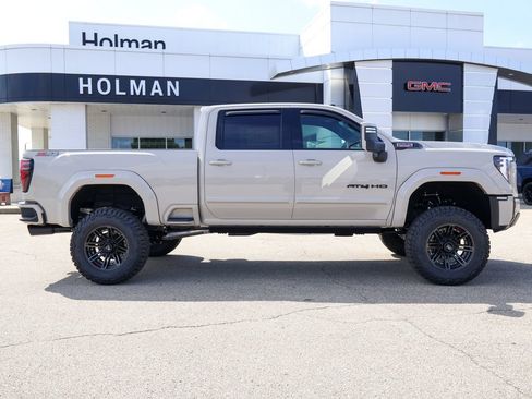New 2026 GMC Sierra 2500 AT4 w/ Technology Package AWD/4WD image 2