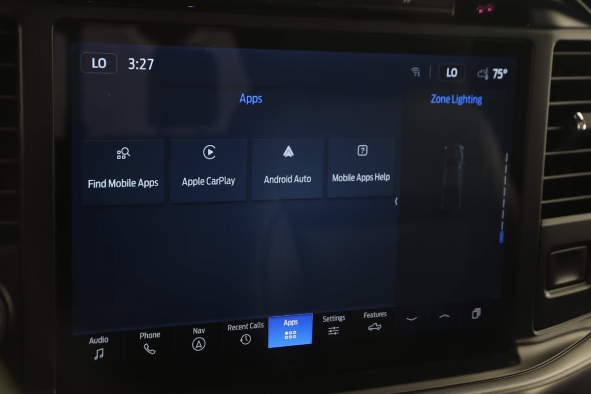 Used 2024 Ford F150 Lariat AWD/4WD image 10