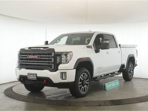 Used 2021 GMC Sierra 2500 AT4 w/ Snow Plow Prep/Camper Package image 10