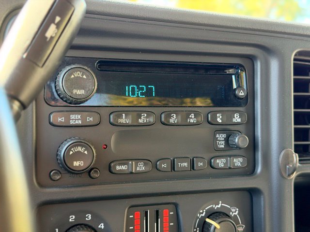 Used 2006 GMC Sierra 1500 SLE w/ Light Duty Power Package AWD/4WD image 13