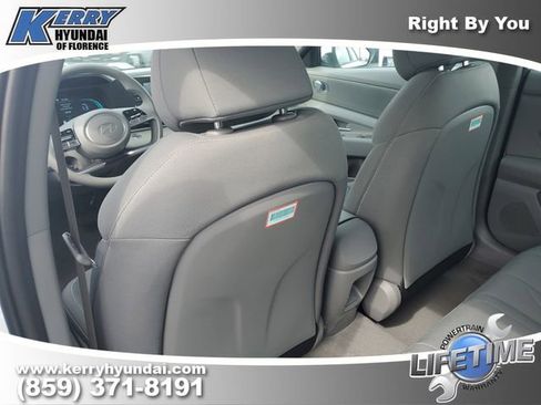 New 2026 Hyundai Elantra Hybrid FWD image 13