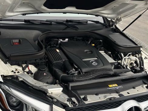Used 2018 Mercedes-Benz GLC 300 4MATIC image 67