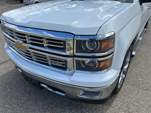Used 2015 Chevrolet Silverado 1500 LTZ AWD/4WD image 23