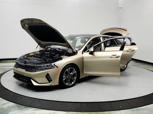 Used 2021 Kia K5 EX w/ EX Premium Package FWD image 9