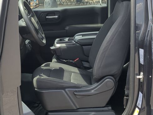 Used 2023 Chevrolet Silverado 1500 W/T w/ Trailering Package AWD/4WD image 12