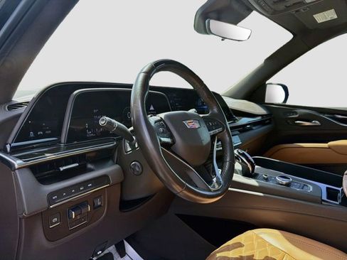 Certified 2024 Cadillac Escalade ESV Sport AWD/4WD image 9